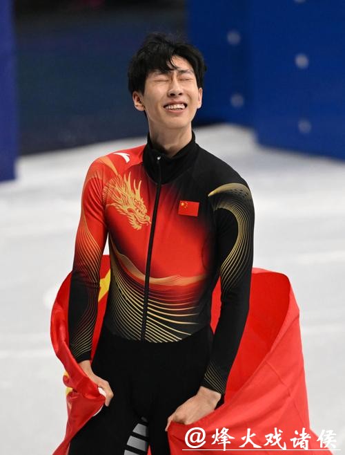 米兰冬奥｜走出失误阴霾拼下一枚银牌，孙龙感谢团队助他度过“煎熬的一天”