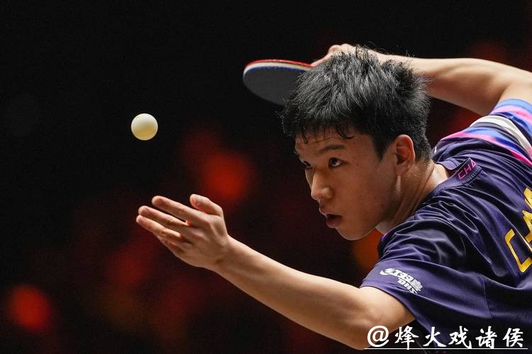 WTT总决赛 向鹏4-2战胜安宰贤晋级男单八强
